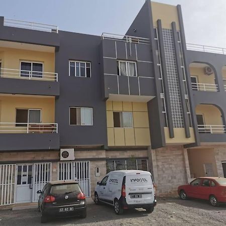 Ellen Apartamento T0 - Inforsal Espargos 外观 照片